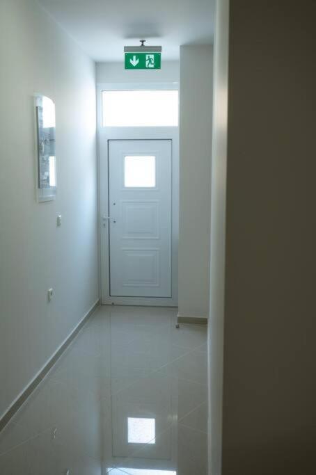 Anesis Airport Rooms 102 Koropíon Dış mekan fotoğraf